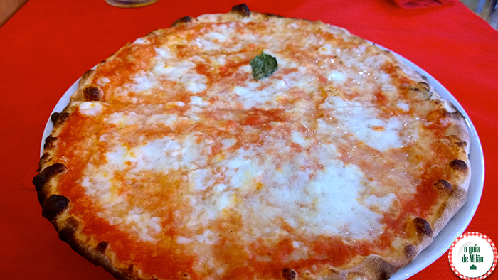 As melhores pizzarias de Milão a pizza Margherita do Ciripizza