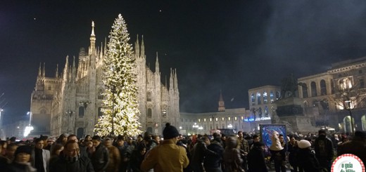 Réveillon na praça Duomo em Milão