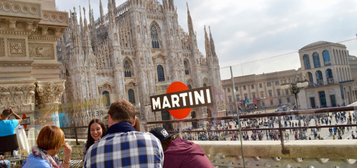 Terraço Bares com vista para o duomo de Milão