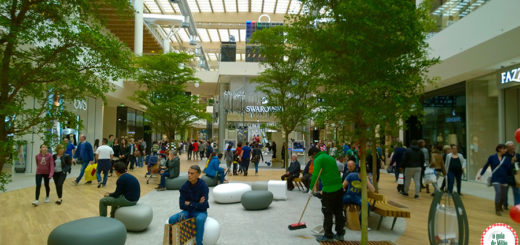 O maior shopping da Itália em Milão